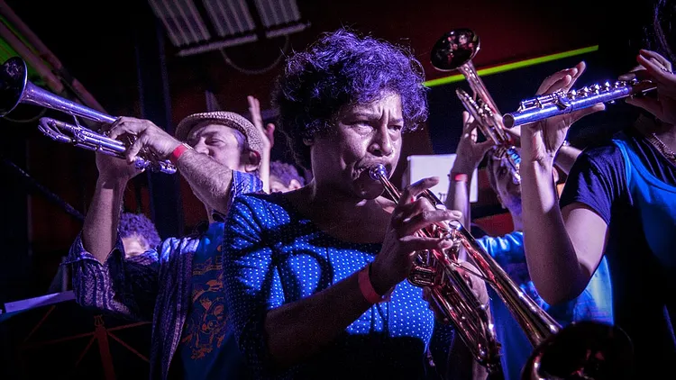 Titi Robin et 93 Super Raï Band