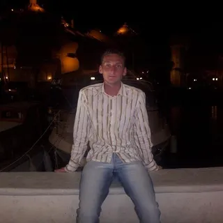 Julien B
