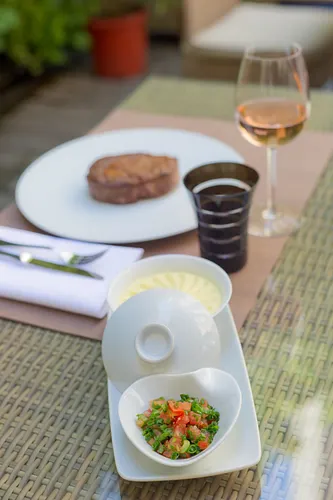 Le M64 Restaurant Paris