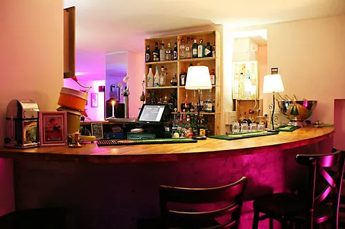 Les Agités Club Restaurant Bar Paris