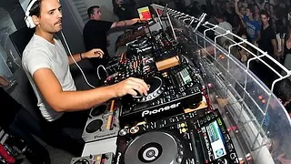 Damian William Live In Paris