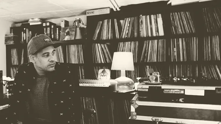 DJ Vas