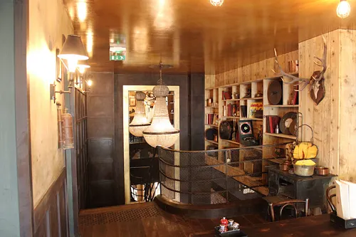 Mamie Bonne Nouvelle Restaurant Paris