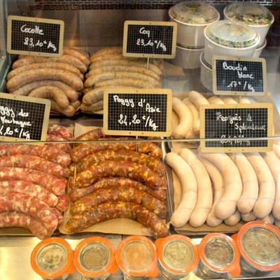 Le bar à bières et à saucisses Demory ouvre son épicerie