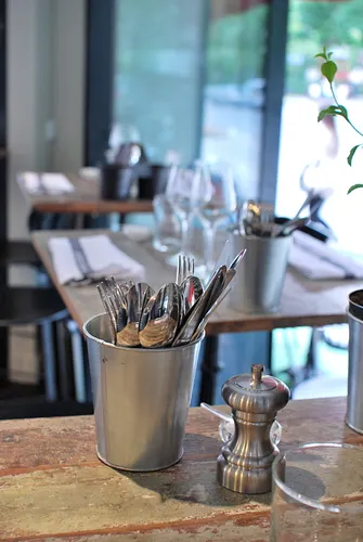 L'Auberge Flora Restaurant Hôtel Paris