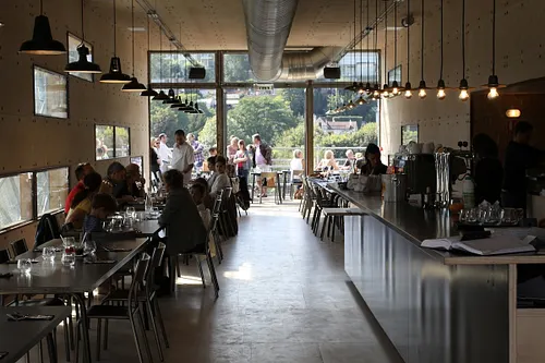 Les Grandes Tables de l'île Seguin Restaurant Boulogne-Billancourt