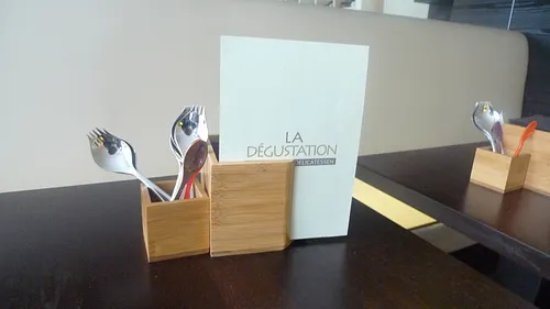 La Dégustation Restaurant Bar Shop Paris