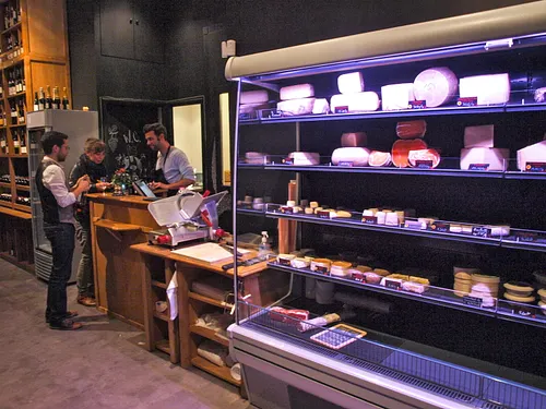 La Vache dans les Vignes Restaurant Shop Paris