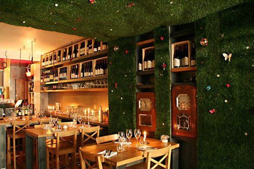 Les Agités Club Restaurant Bar Paris