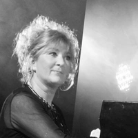 nadine s