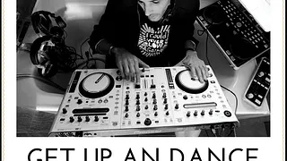 Julien To au Chacha Club