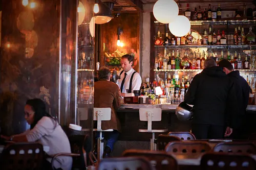 Le Petit Poucet Restaurant Bar Paris