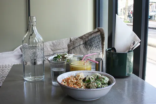 Nous Valmy Restaurant Paris