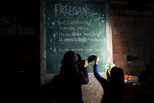 Freegan Pony Restaurant Paris