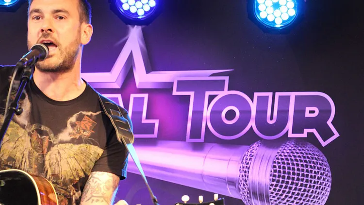 VOCAL TOUR PARIS