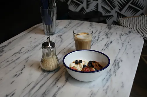 Café Moco Restaurant Paris