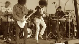 FLA-FLU WEEK Live it : Folie Ordinaire from London