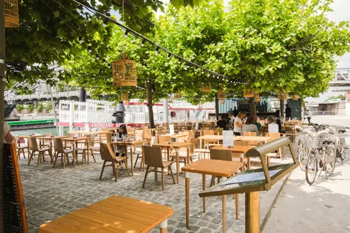 Démesure sur Seine Bar Paris