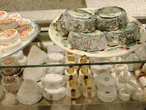 Maison Plisson Beaumarchais Restaurant Shop Paris
