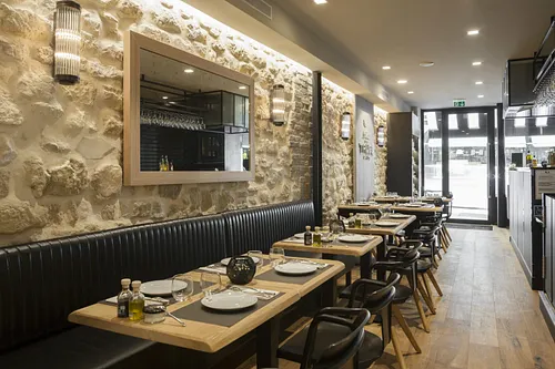 Artisan de la Truffe Restaurant Shop Paris