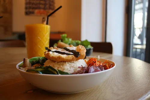 Goku asian canteen Restaurant Paris