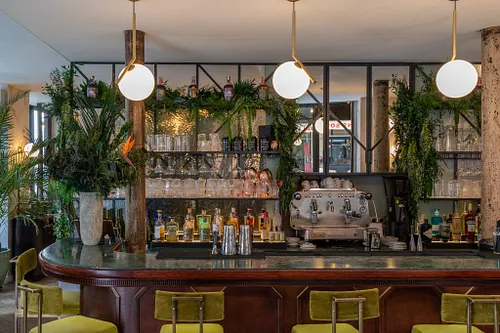 Maison Lautrec Restaurant Bar Paris