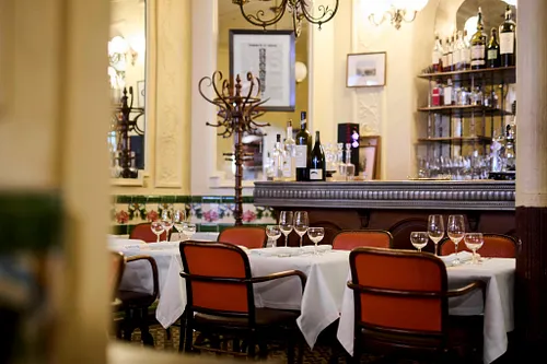 Aux Lyonnais Restaurant Paris