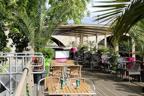 Le MR - Mademoiselle Rose Restaurant Paris