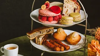 Le Tea-time de fêtes par Eric Frechon et Pierre Hermé