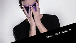RUSTED label night // ROY ROSENFELD