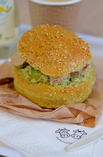 Aux 2 Vaches Restaurant Paris