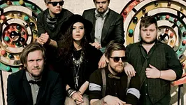 DÉPLACÉ - Of Monsters and Men en concert