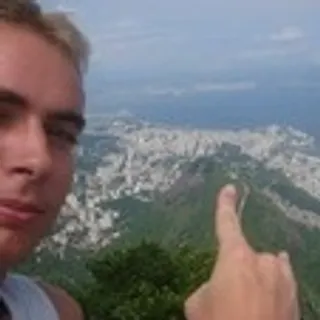 Erwaniniosinio E