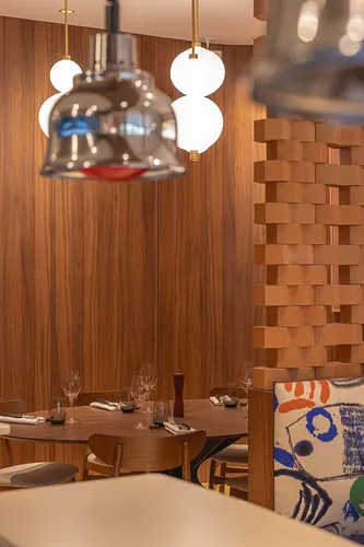 Table Penja Restaurant Paris