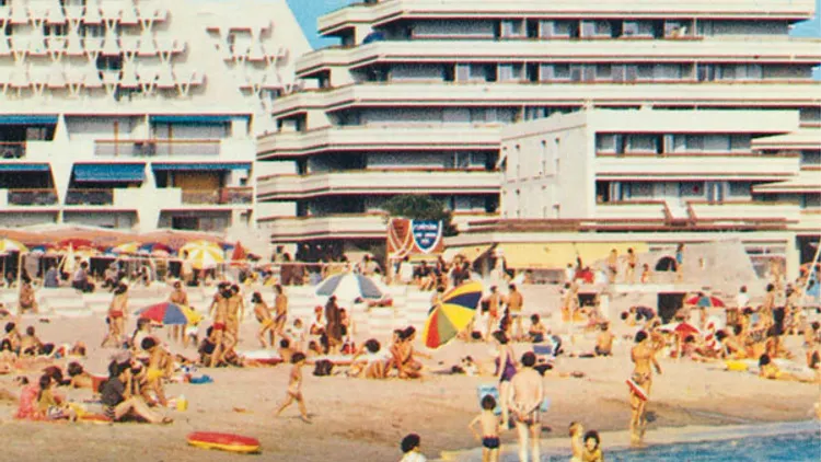 Tous à la plage ! Villes balnéaires du 18e siècle à nos jours