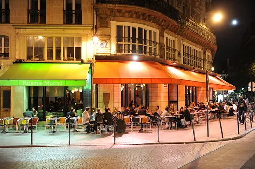 Café Etienne Marcel Restaurant Paris