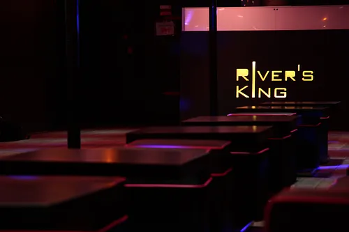 Le River's King Salle Paris