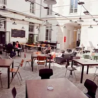 Le Café Caché