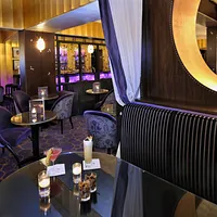 Le Purple Bar - Bar de L'Hôtel du Collectionneur Arc de Triomphe Paris