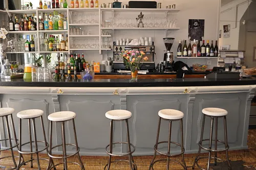 Les Dégommés Restaurant Bar Paris