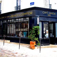 Le Café Lumière