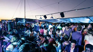 La Sunny Student Boat Party