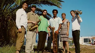 Souljazz orchestra "resistance" en concert