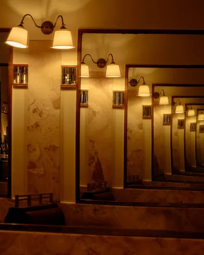 A La Renaissance Restaurant Bar Paris