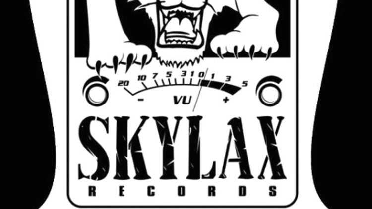Chez Moune With Skylax All Night Long