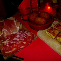 Les Pietons