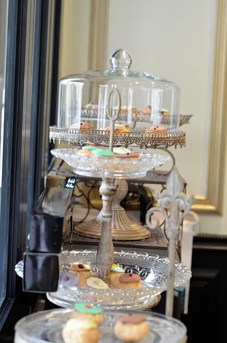 Odette Restaurant Shop Paris