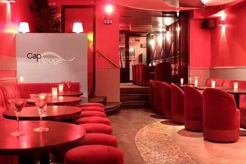 Le Cap Rouge Bar Paris