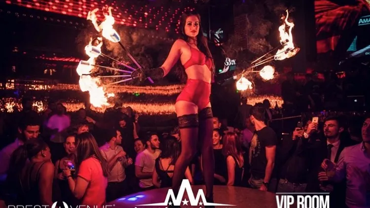 Afterwork Thursday FunDay au ★ VIP ROOM Paris ★ By PrestAvenue