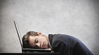 One Man show _ EMPLOI FICTIFS et SOMMEIL PARADOXAL